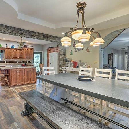 Spacious Group-Friendly Georgia Home On Lake Trenton 외부 사진
